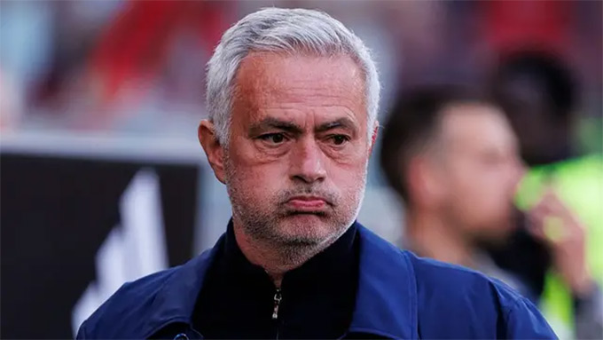 Mourinho không được ủng hộ trở lại Real
