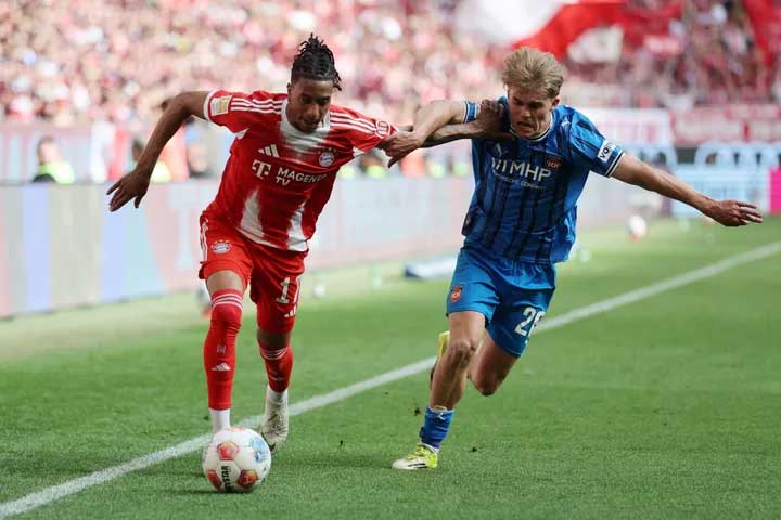 Bayern thoát thua trong gang tấc
