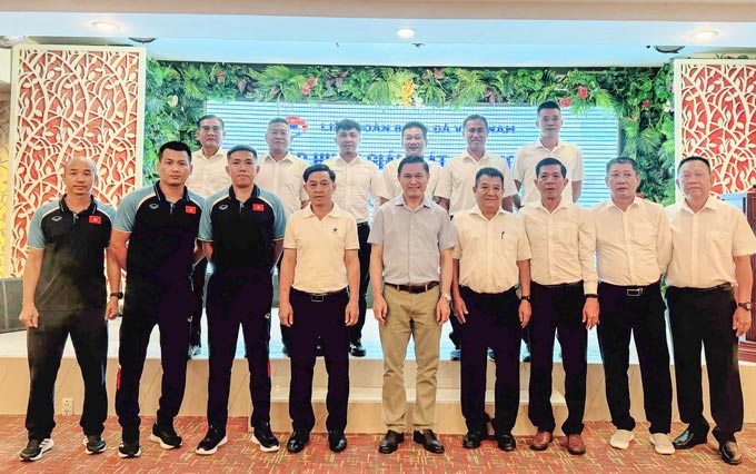 Lãnh đạo VFF tham dự lễ khai mạc Chương trình Tập huấn Giám sát, Trọng tài các giải futsal quốc gia 2026
