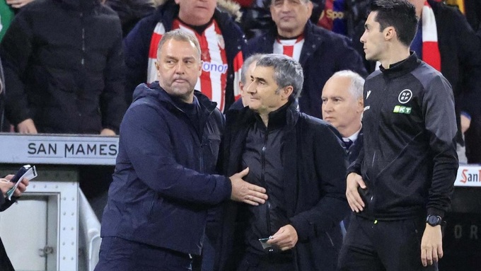 Hành trình của Flick tại Barca có sự tương đồng kỳ lạ với Ernesto Valverde.
