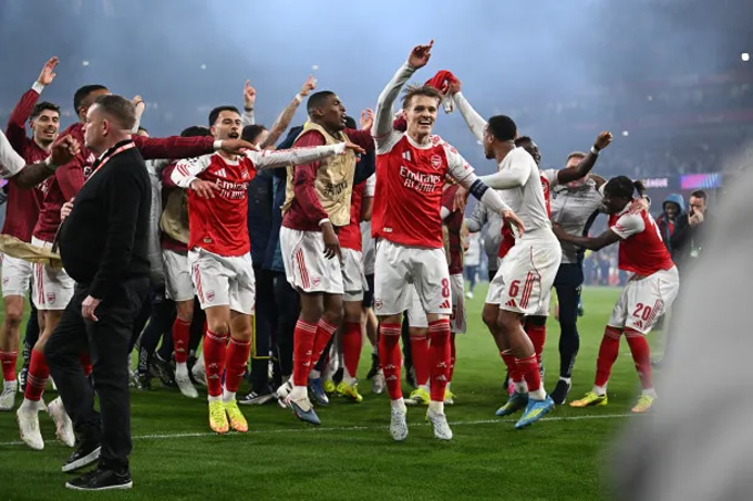 Bản lĩnh của Arsenal đã thức tỉnh rất đúng thời điểm