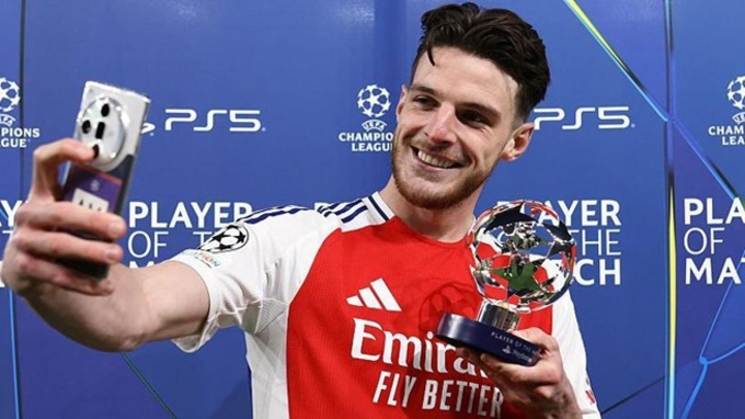 Declan Rice nhận giải "Cầu thủ xuất sắc nhất" trận bán kết lượt về với Atletico