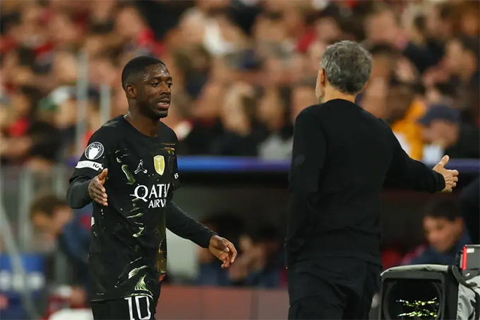 Enrique thuần phục ngựa chứng Dembele