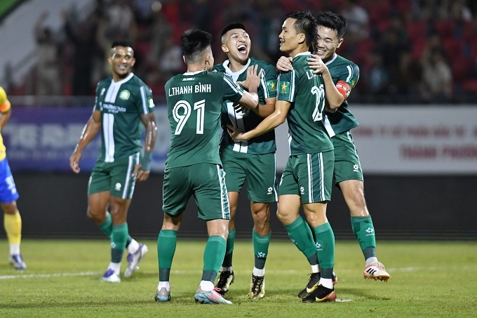 Đồng Nai đang rất quyết thắng trong trận chung kết sớm tại Bắc Ninh. Ảnh: Anh Khoa 