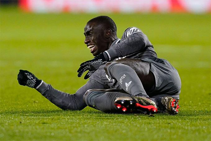 Ferland Mendy cân nhắc giải nghệ