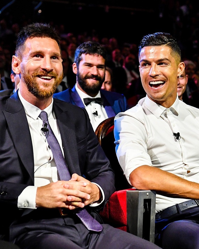 Messi tự hào vì đã cùng Ronaldo tạo nên cuộc đua tranh vĩ đại