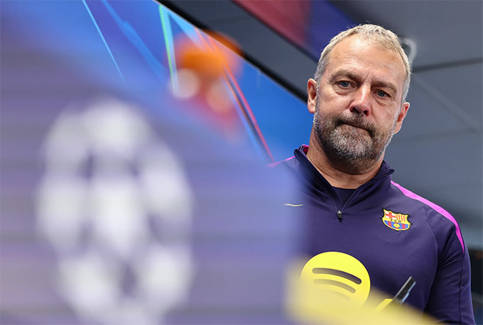 Cha của HLV Hansi Flick qua đời ngay trước trận El Clasico