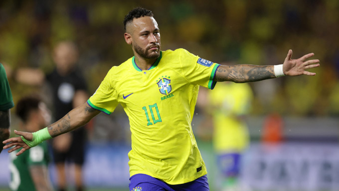 Neymar trở lại tuyển Brazil