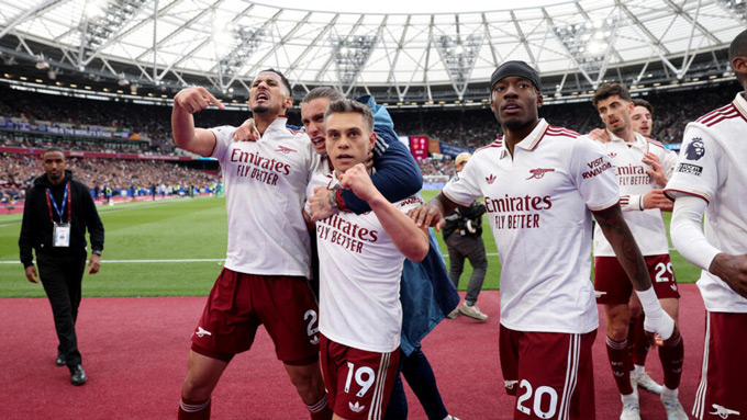 Arsenal tiến bước dài tới chức vô địch sau chiến thắng 1-0 trước West Ham