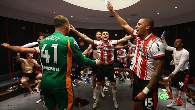 Southampton có nguy cơ bị tước quyền đá chung kết play-off thăng hạng Premier League