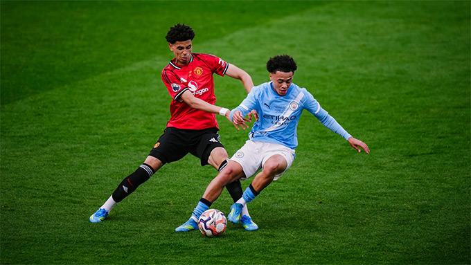 U18 Man City thắng nghẹt thở U18 MU để vô địch