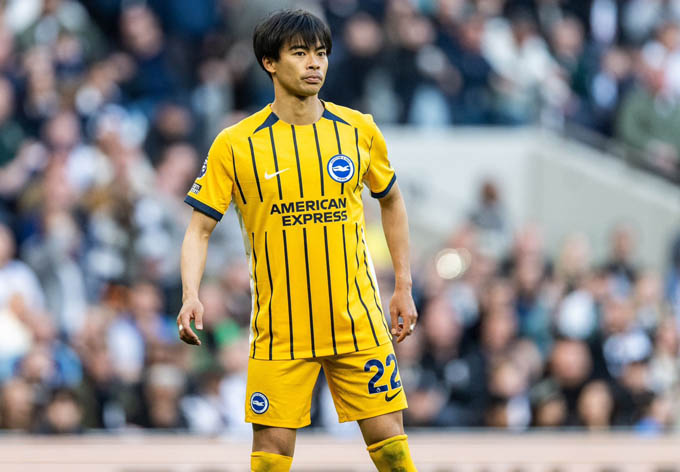 Chấn thương đã khiến Mitoma vắng mặt tại World Cup 2026 - Ảnh: @lnstantFoot