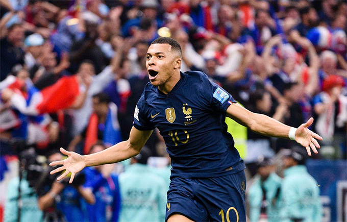 Mbappe vẫn là đầu tầu trên hàng công ĐT Pháp