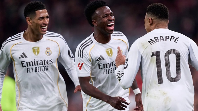 Mbappe đang bị cô lập trong phòng thay đồ của Real Madrid, nụ cười đã tắt với tuyển thủ Pháp