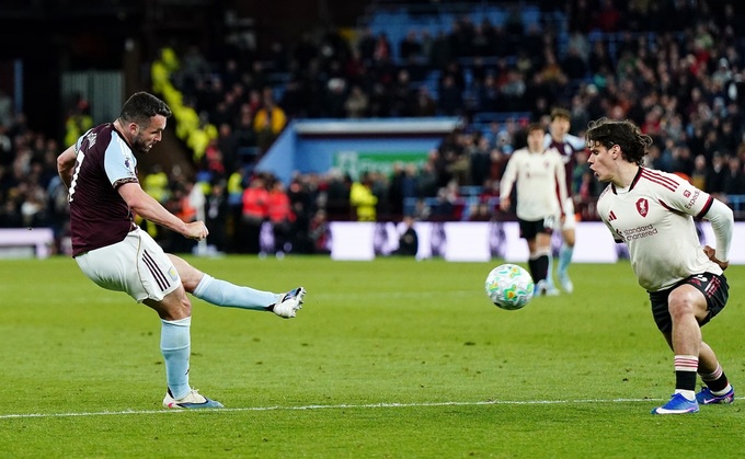 Ở Villa Park, Liverpool giống như một đội bóng hạng trung