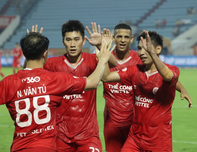 Niềm vui của cầu thủ của Thể Công khi có trận thắng. Ảnh: CTV 