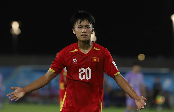 Sỹ Bách nổi bật ở VCK U17 châu Á 2026 - Ảnh: VFF 