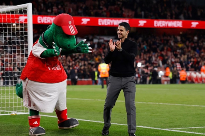 Chỉ cần bổ sung thêm vài vị trí, Arsenal sẽ trở thành thế lực đáng sợ thời gian tới