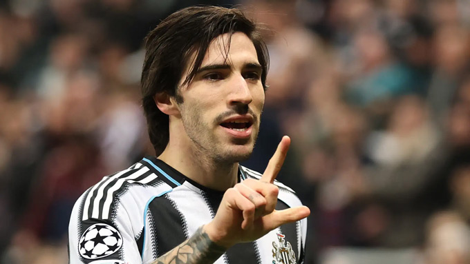 Tonali là tiền vệ xuất sắc của Premier League