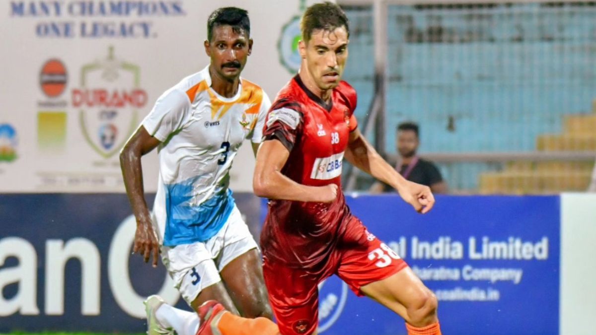 Alex Sanchez, tiền đạo người TBN sinh ra không có bàn tay phải