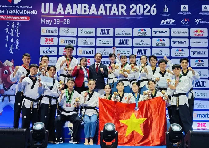 Đội biểu diễn quyền của tuyển taekwondo Việt Nam tại Mông Cổ. Ảnh: BTC