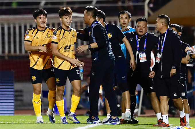Dù có mùa giải cực kỳ khó khăn nhưng Thanh Hóa đang khiến cả V.League phải nể phục vì tinh thần chiến đấu tuyệt vời 