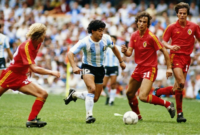 Trận đấu để đời của Maradona 