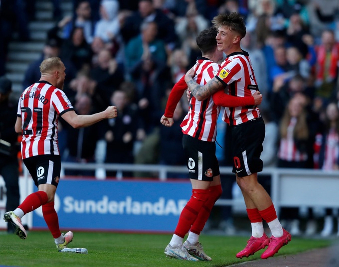 Sunderland liệu có qua nổi cửa ải Chelsea?
