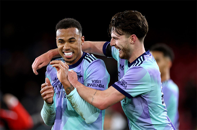 Arsenal duy trì được sự ổn định của cả mùa