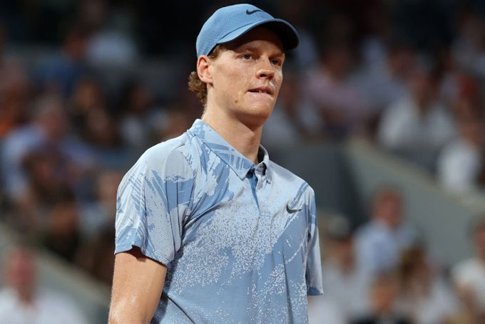 Sinner toàn thắng 18 trận trên sân đất nện mùa này. Ảnh: ATP