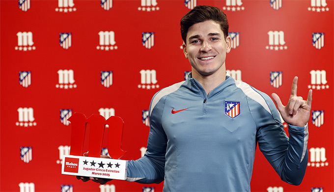 Julian Alvarez muốn rời Atletico để tới Barca