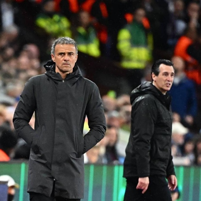 Emery đối đầu Luis Enrique trong trận tứ kết lượt về Champions League mùa trước giữa Aston Villa và PSG