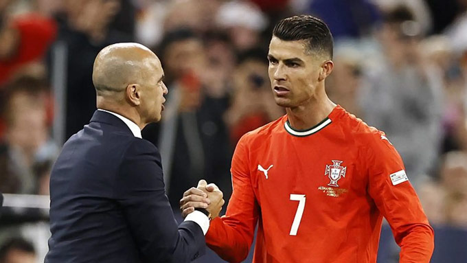 HLV Roberto Martinez phải hết sức thận trọng với cách sử dụng Ronaldo ở World Cup 2026