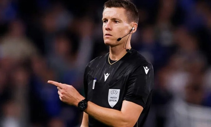 Trọng tài người Đức, Daniel Siebert, sẽ cầm còi trận chung kết Champions League giữa Arsenal và PSG