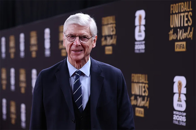 20 năm sau, Arsene Wenger tiết lộ lý do Arsenal thua Barca ở chung kết Champions League