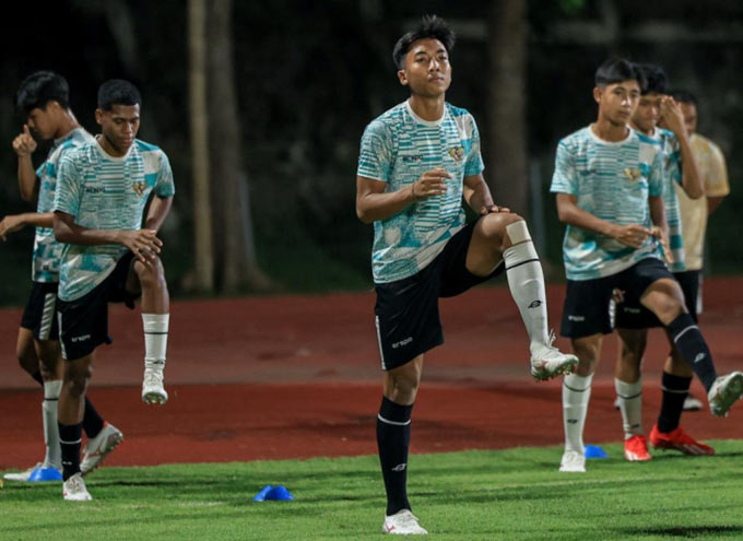 Các cầu thủ Indonesia bị cấm sử dụng MXH để tránh áp lực - Ảnh: Bola