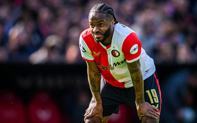 Raheem Sterling bị bắt