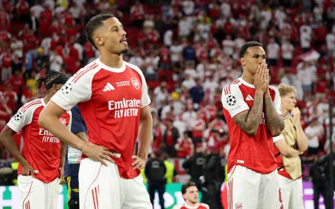 Arsenal chỉ về Á quân tại Champions League mùa này
