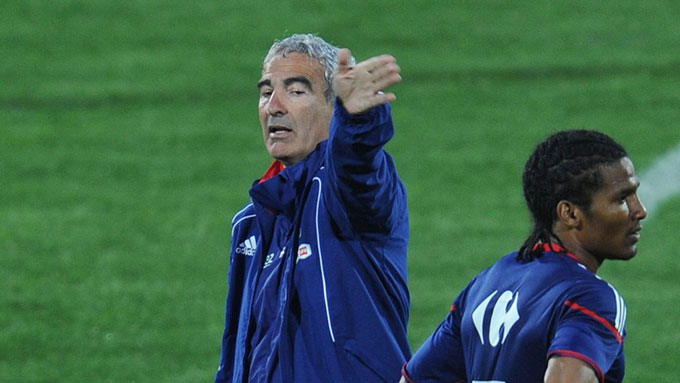 Domenech và Malouda đã có tranh cãi từ trước khi ĐT Pháp ra quân tại World Cup 2010 - Ảnh: Sky Sports