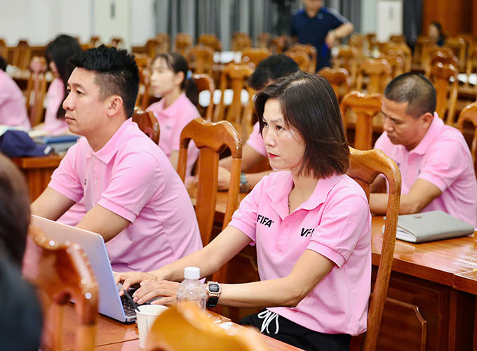 Các học viên tham gia khóa học với tinh thần tích cực. Ảnh: Đức Cường