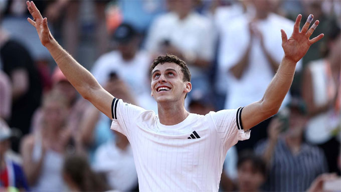 Cerundolo lần đầu vào vòng bốn một giải Grand Slam. Ảnh: ATP