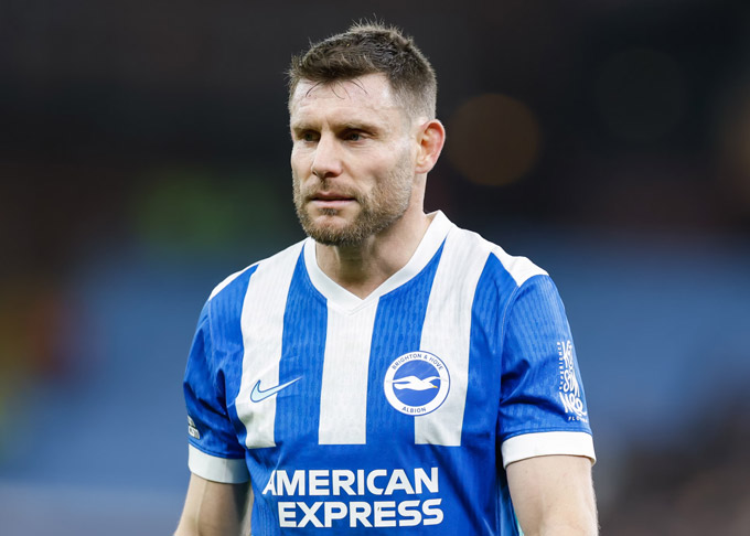 James Milner giải nghệ với kỷ lục vô tiền khoáng hậu tại Premier League