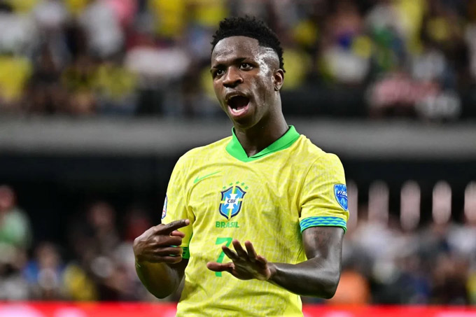 Vinicius đẫ chơi bùng nổ trước Panama