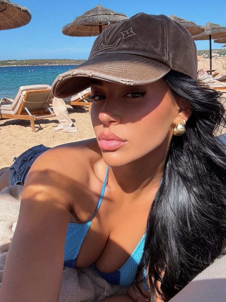 Ashlyn Castro, bạn gái siêu dễ thương của tiền vệ Jude Bellingham 