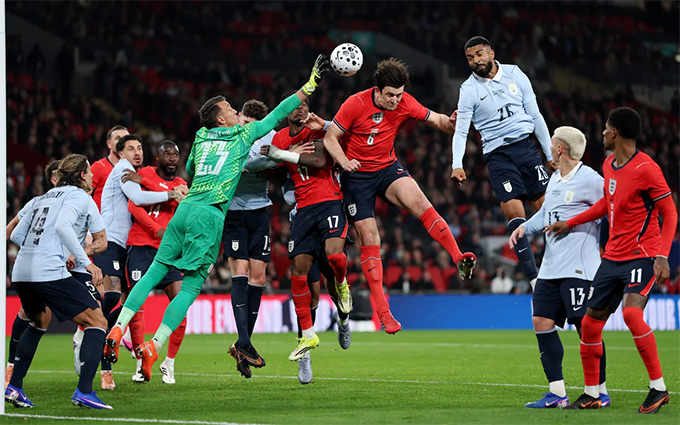 Chiến thuật đá phạt góc mà ĐT Anh áp dụng trong trận giao hữu với Uruguay được FIFA mang ra nghiên cứu trước thềm World Cup