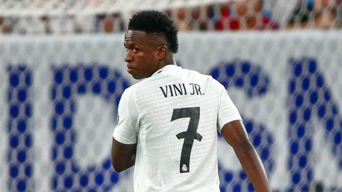 Dù thế nào đi nữa, thời gian đang đứng về phía Vinicius hơn là Real