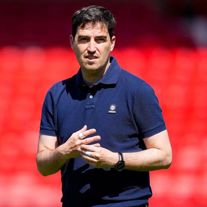 Liverpool lựa chọn Iraola là chính xác? - Ảnh: @PurelyFootball