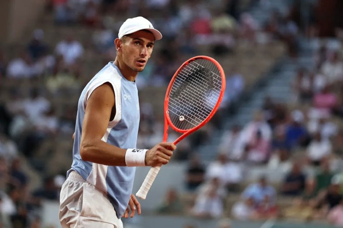 Arnaldi trải qua gần 18 giờ thi đấu trên đường vào tứ kết Roland Garros. Ảnh: ATP