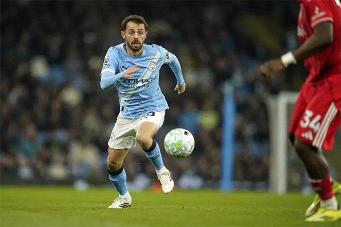 Bernardo Silva trì hoãn tương lai