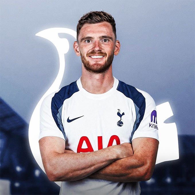 Andy Robertson chính thức gia nhập Tottenham